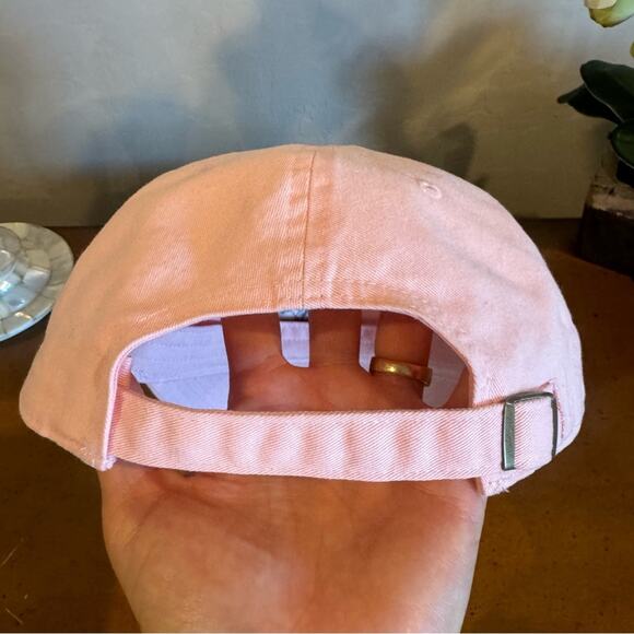 Pebble Beach Cynthia Sealion Pink Adjustable Golf Cap - Picture 2 of 4
